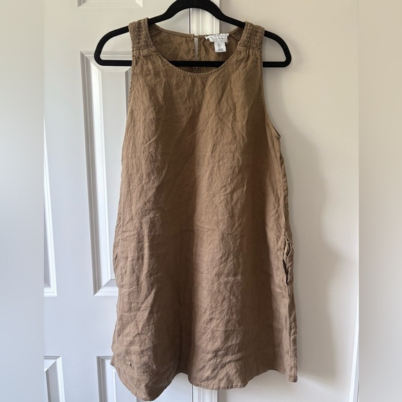 Nicole Miller Dresses & Skirts - Nicole Miller Brown Linen Mini Dress